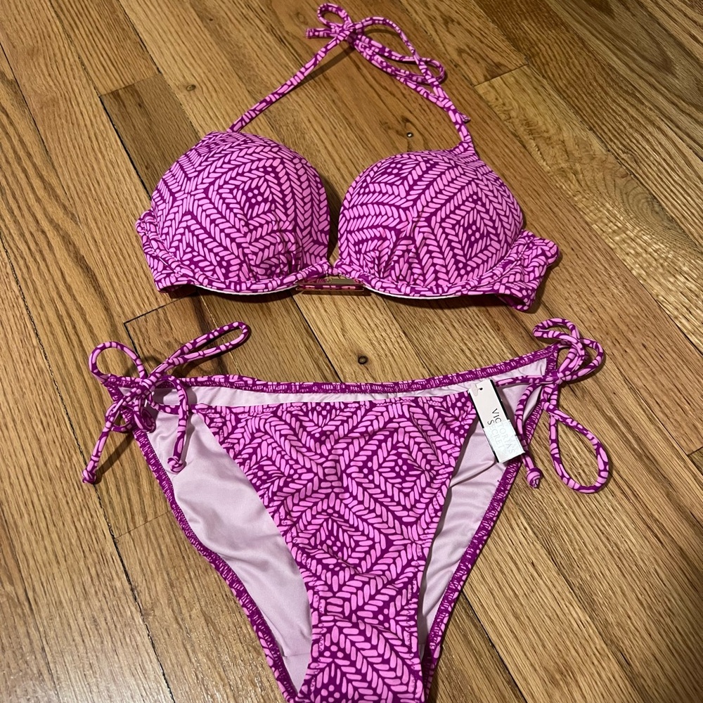 Victoria Secrets Bombshell Patterned Tie-Side Bikini Set